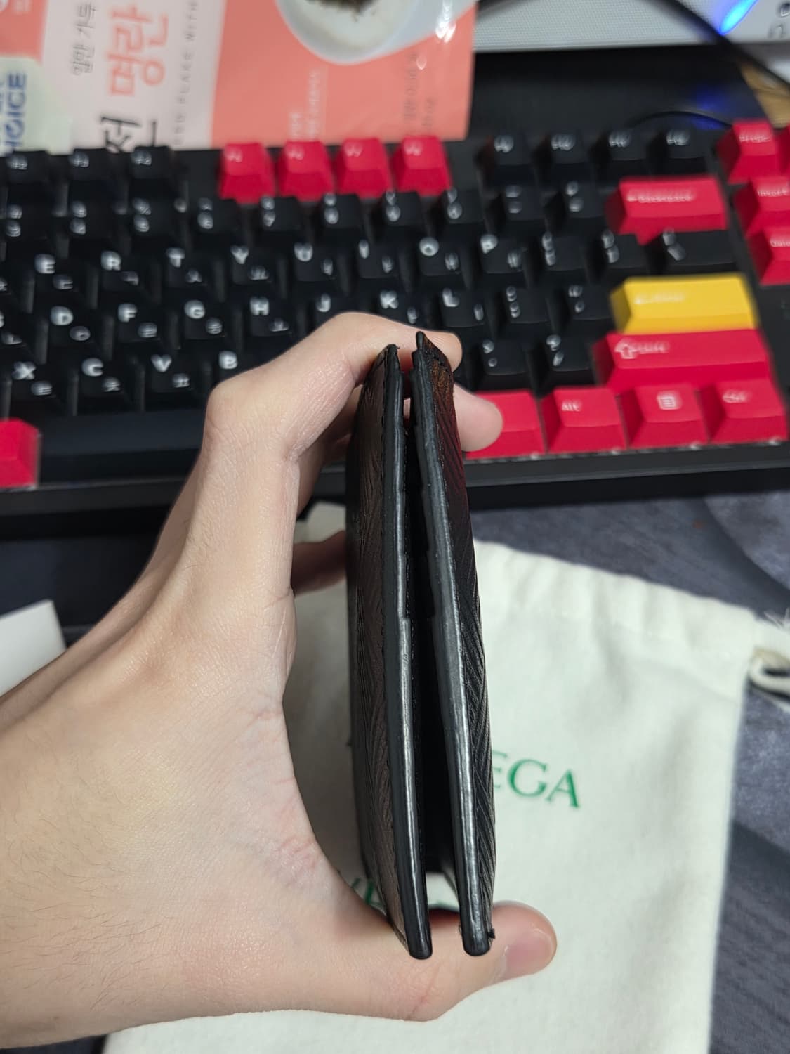 보테가베네타 인트레치아토 반지갑 상품이미지4