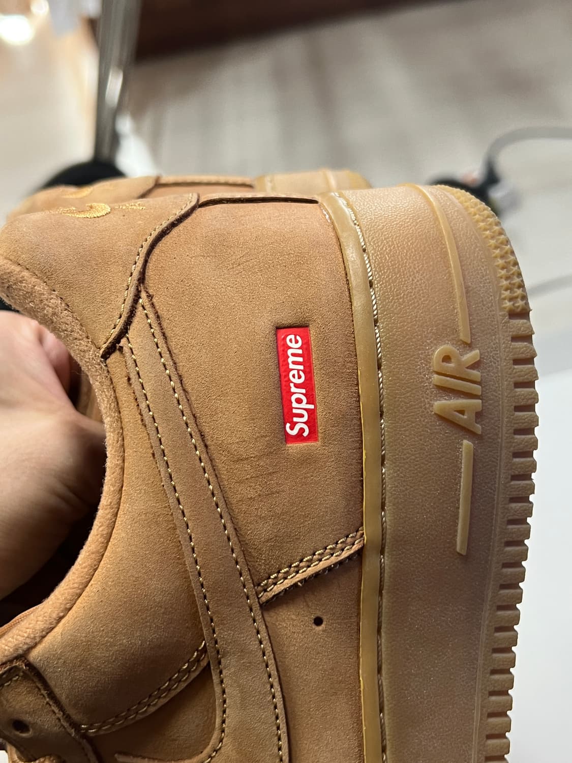 나이키 슈프림 에어포스 된장 280 판매합니다 상품이미지5