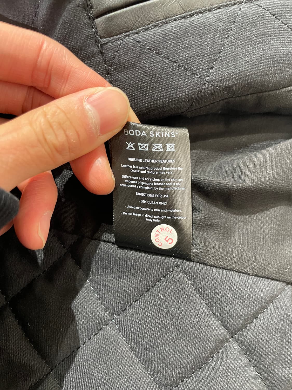 보다 스킨 블랙 슬림 핏 라이더 레더 자켓 상품이미지9