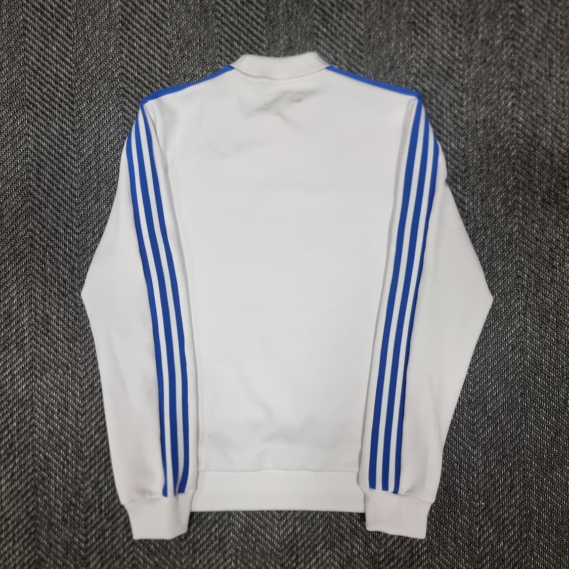 아디다스 텐노지 와플 맨투맨 상품이미지2