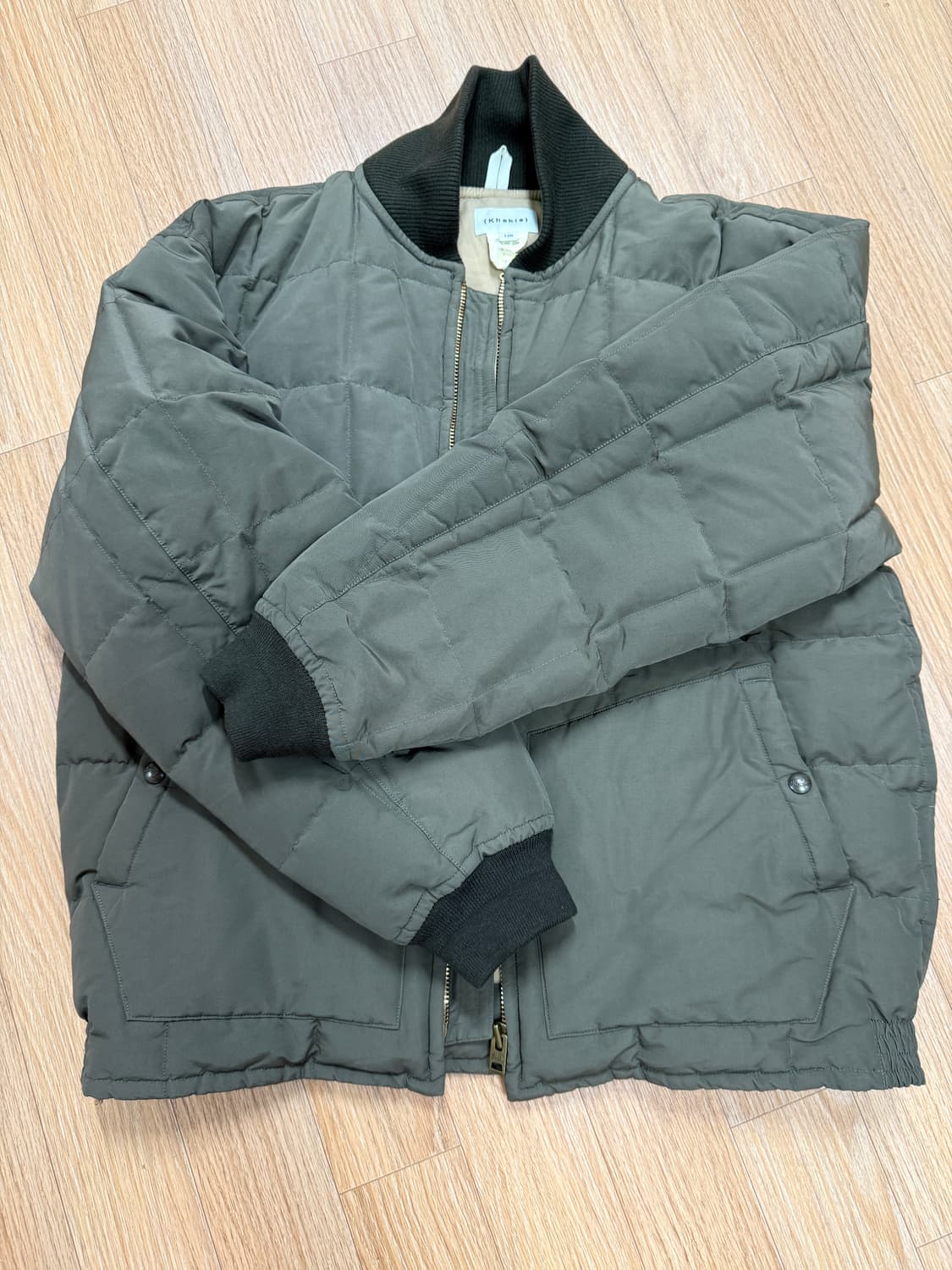 카키스 24fw 하이랜더 파카 L 팝니다. 상품이미지1