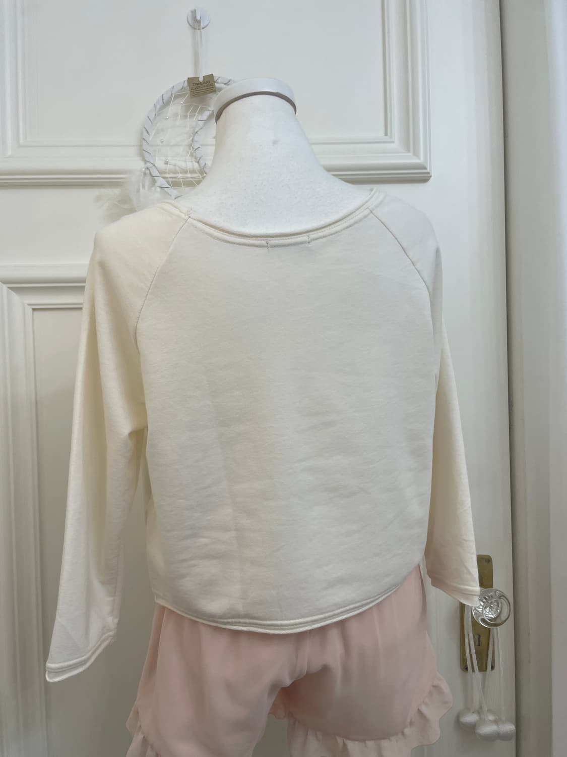 CINEMA CLUB ivory lettering point crop t 상품이미지4