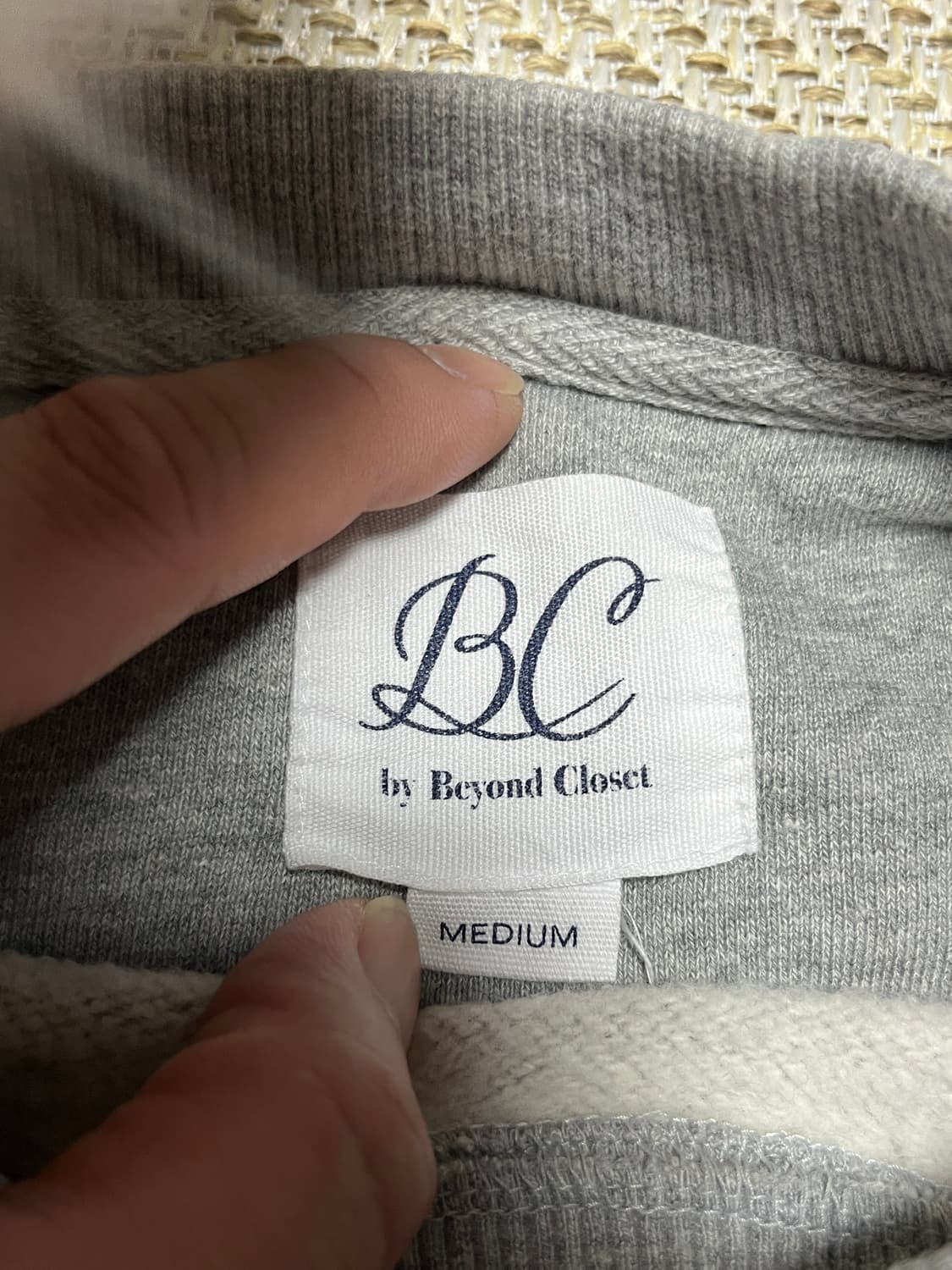 공용 비욘드클로젯 강아지패치 맨투맨 티셔츠 M 상품이미지6