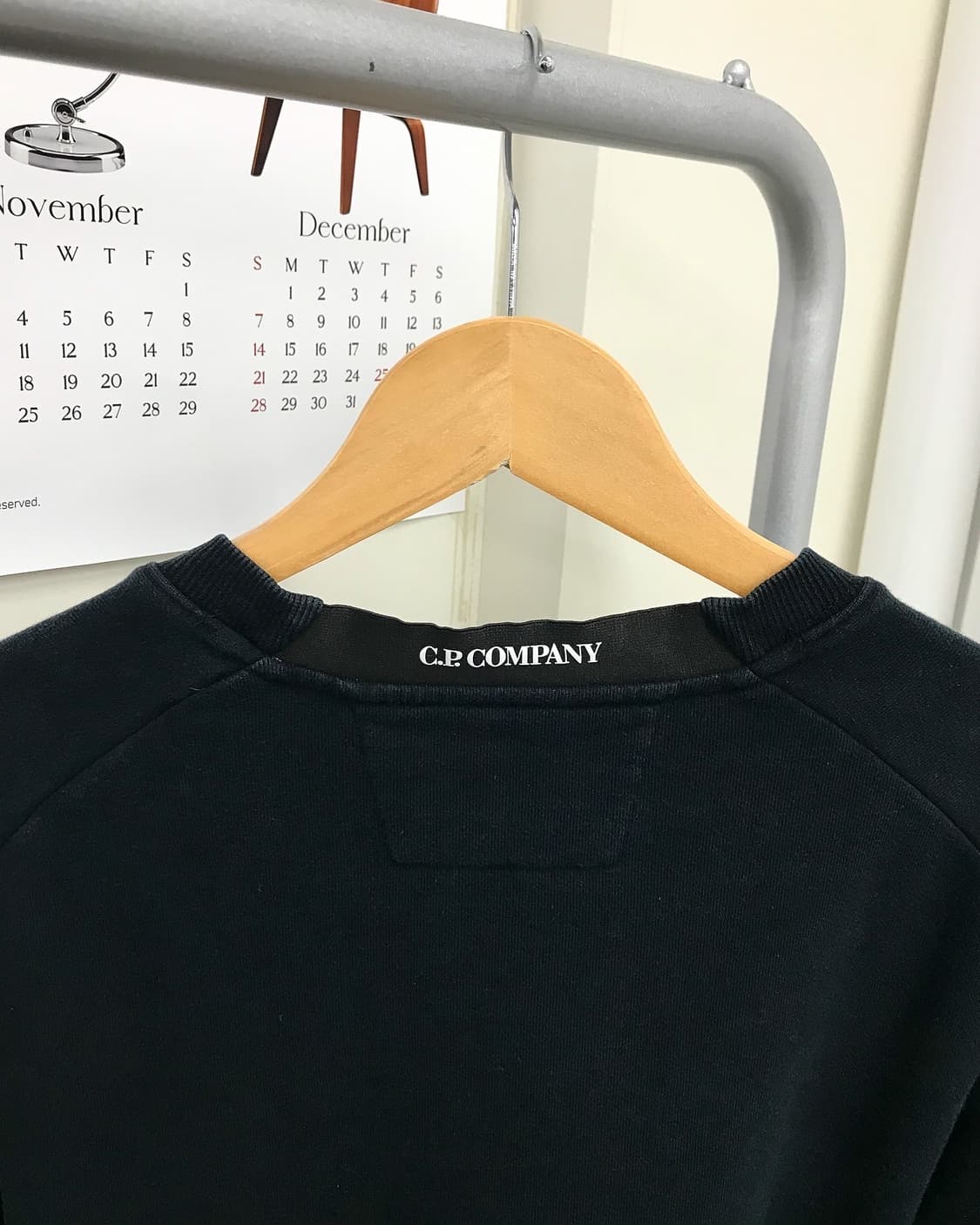 씨피컴퍼니 렌즈 맨투맨 상품이미지5