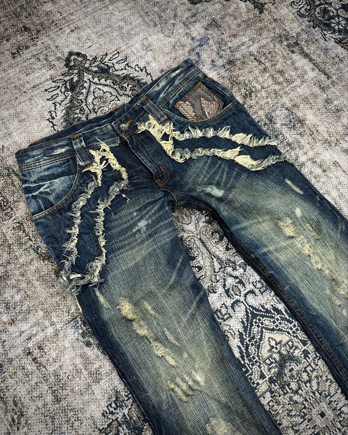 Semantic design Python paint wash jeans 상품이미지2