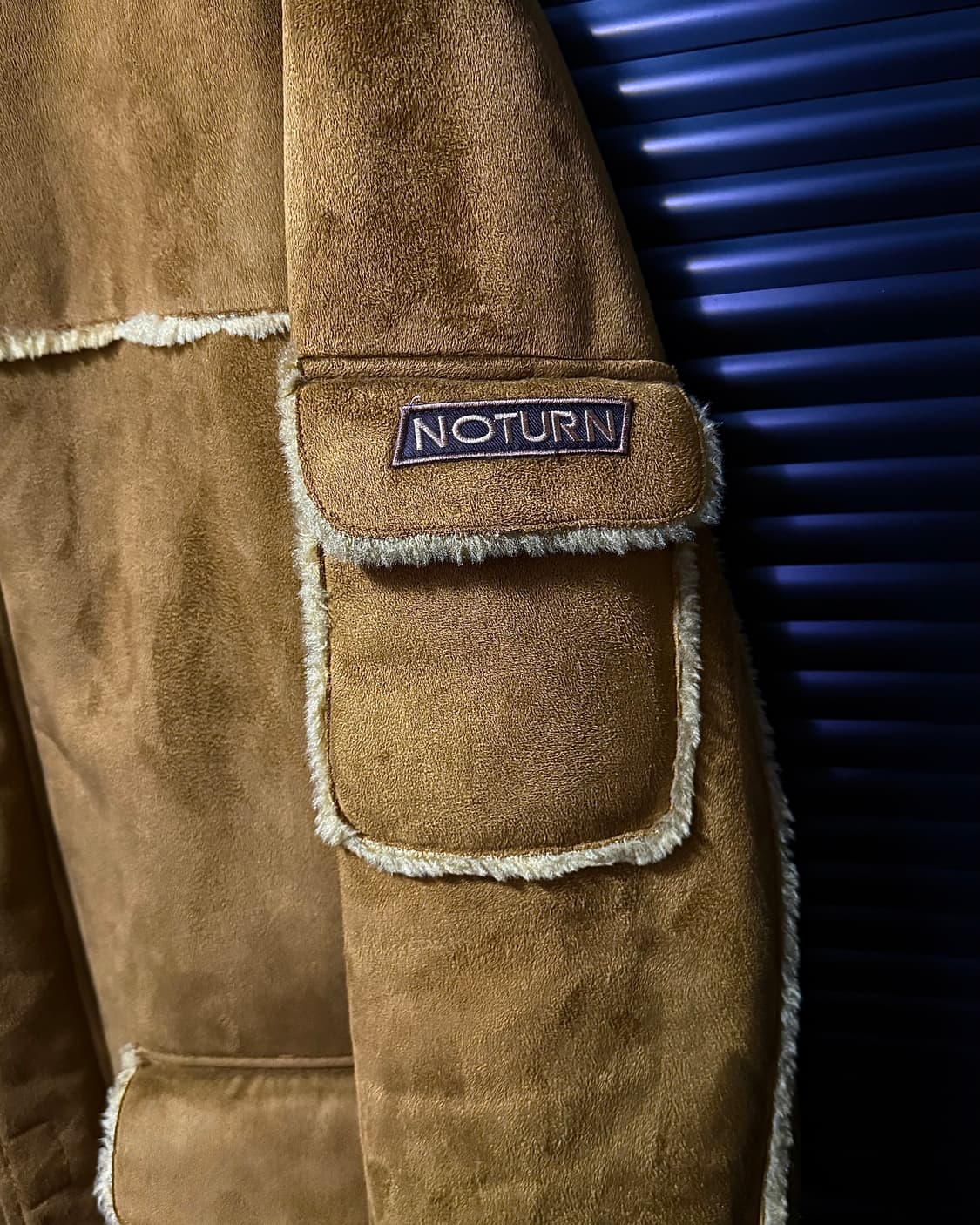 COMME CA NO TURN MEN 후드 후디 털 롱 무스탕 카멜 코트 상품이미지4