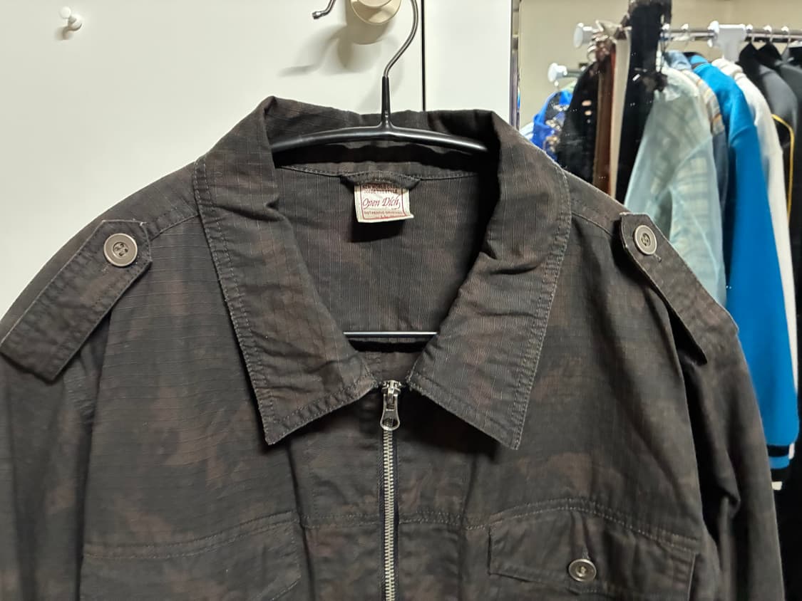 [새상품] 블랙 카모 바람막이 L/100 상품이미지4