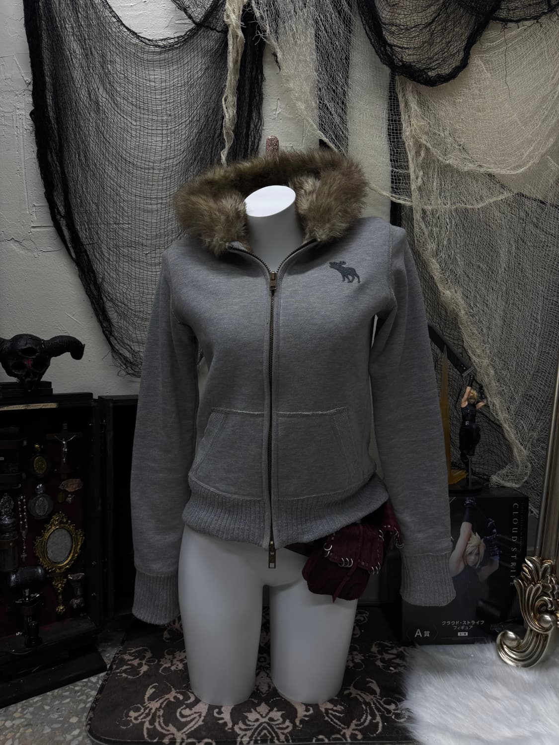 Abercrombie 00s y2k fur hoodie 상품이미지1