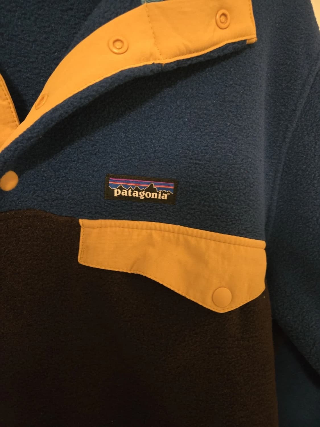 16FW 파타고니아 신칠라 스냅-T 블루/브라운 옐로우 상품이미지2