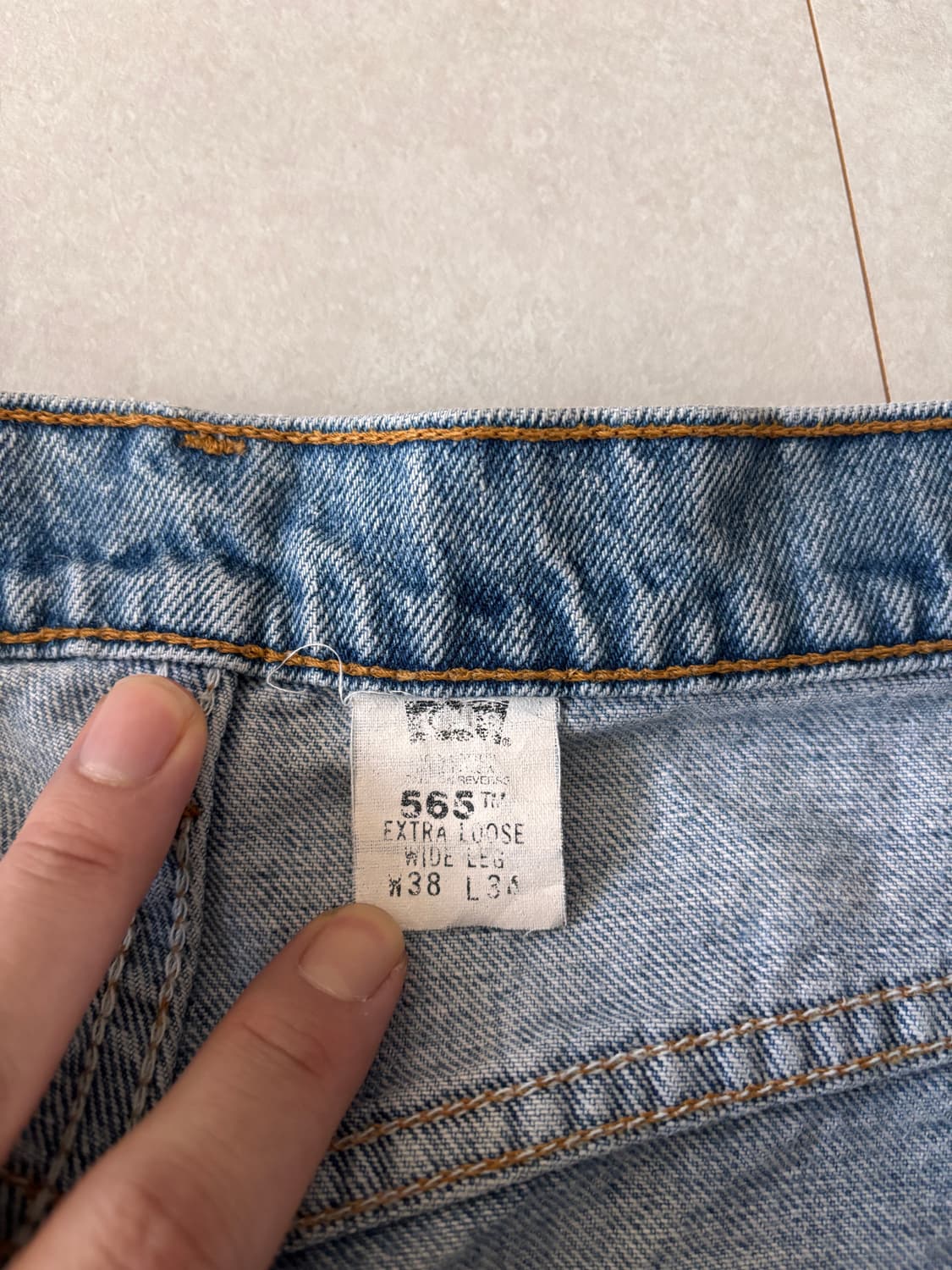 아는 사람들만 가져가는 90s 리바이스 565(엑스트라 와이드)38/36 상품이미지4