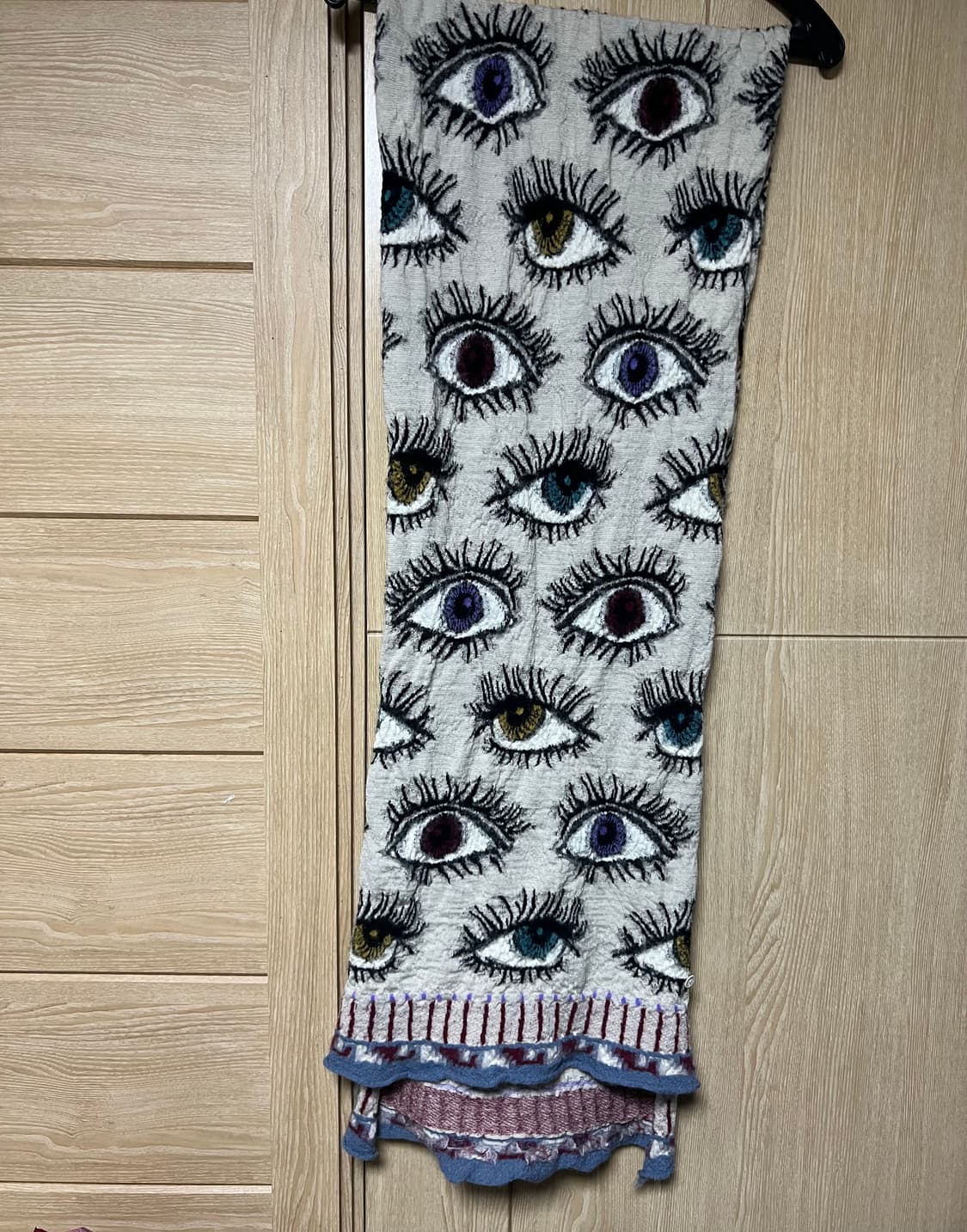 캐피탈 펠티드 울 스피크이지 해피 스카프 컬러풀 키나리 (제니 착용) 상품이미지3