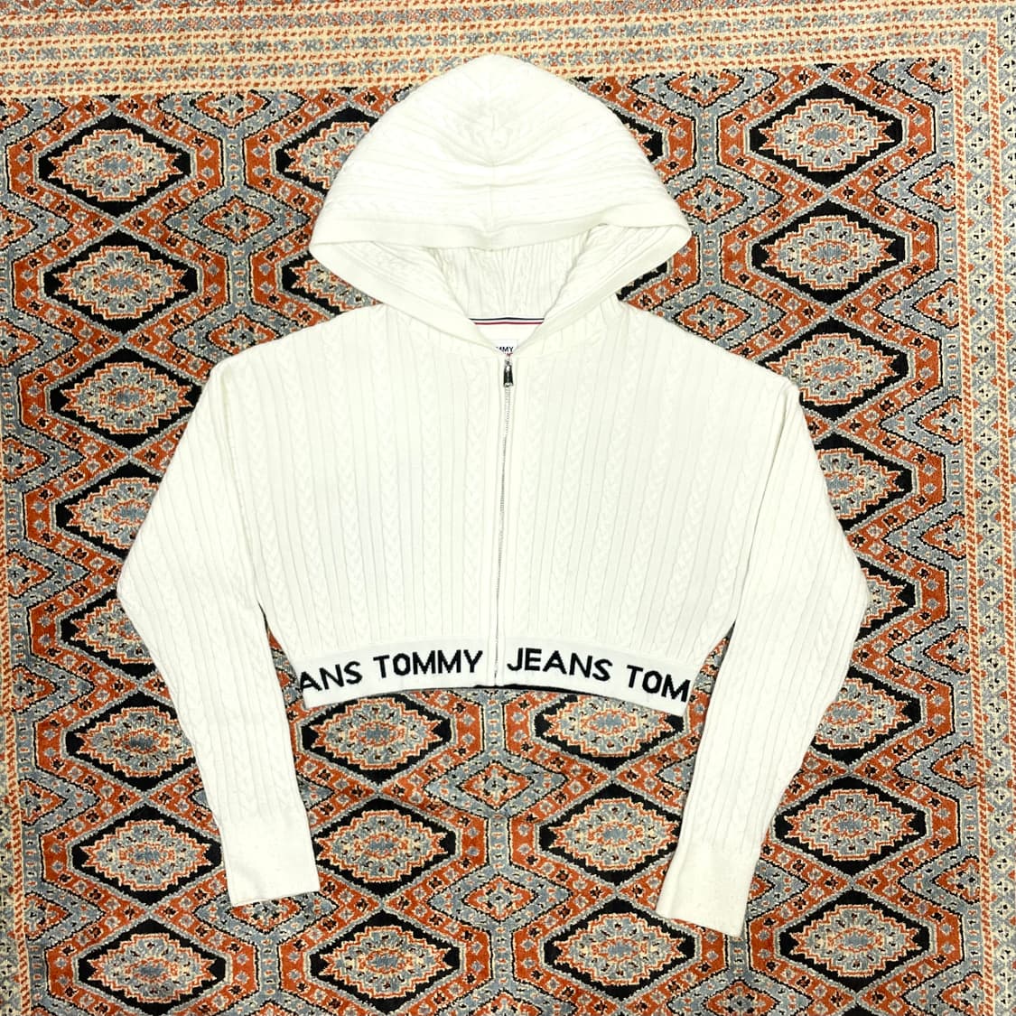 타미진스 화이트 꽈배기 크롭 후드집업 니트 여성S 상품이미지1