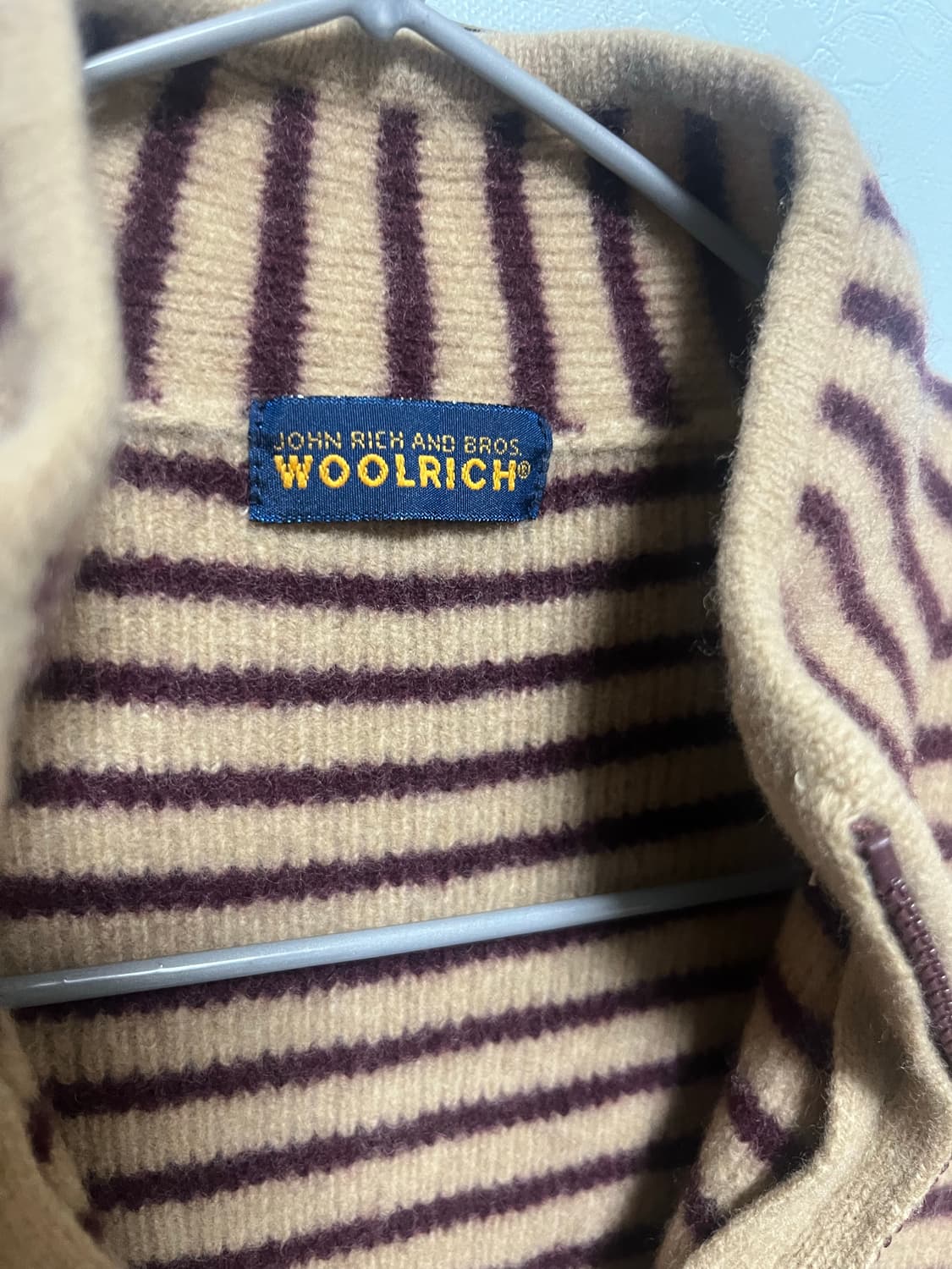 울리치 스트라이프 집업 니트 상품이미지5