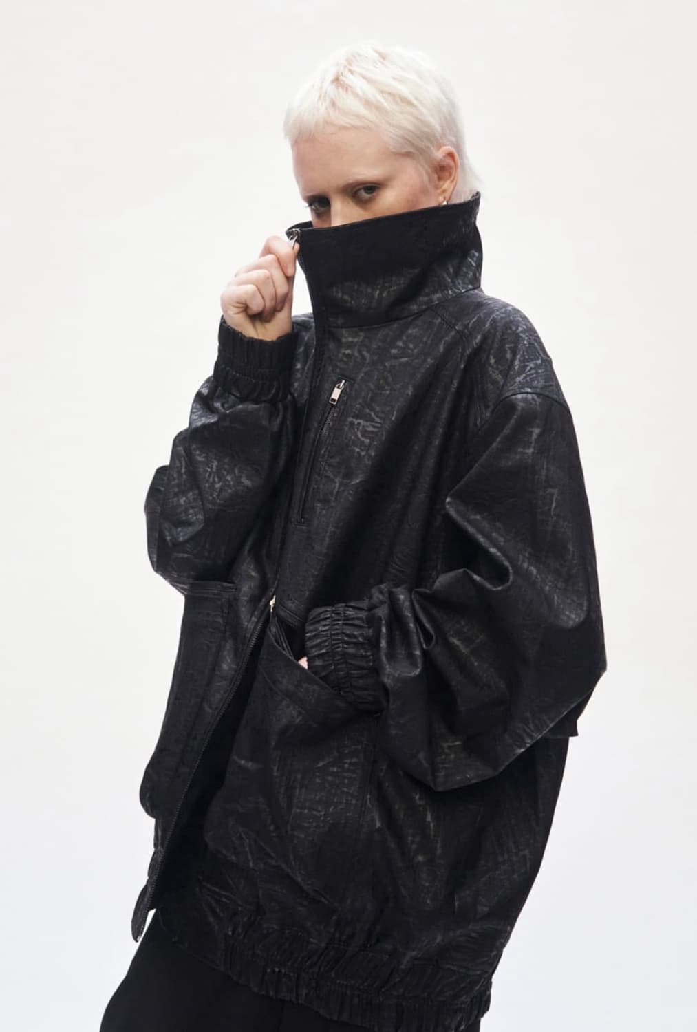 트리밍버드 하이넥 크랙 레더 블루종 가죽 자켓 블랙 상품이미지1