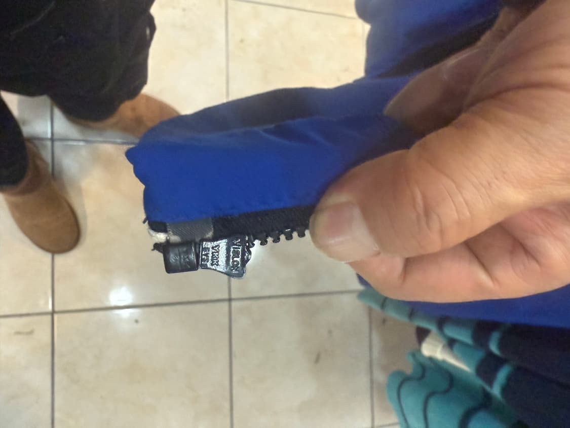 105 정품 스톤아일랜드 소프트쉘 후드자켓 팝니다 상품이미지4