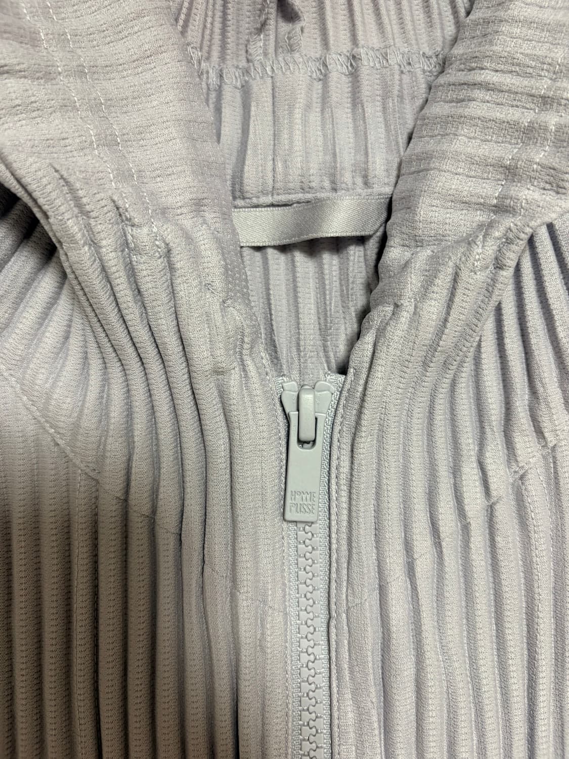 (새상품) 옴므플리세 후드집업 머드그레이 4사이즈 상품이미지3