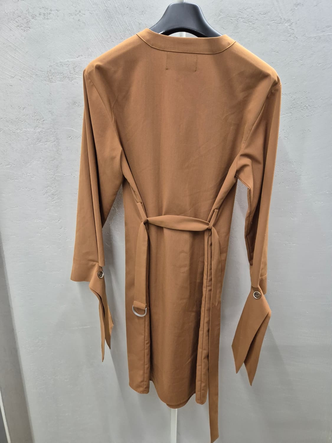 Andersson Bell 카멜색 셔츠 원피스 상품이미지3