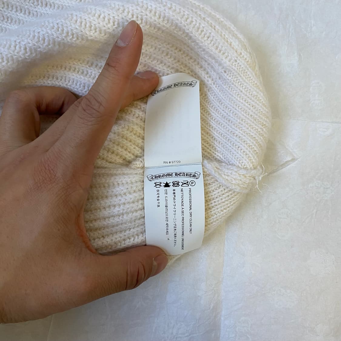 [Free] 크롬하츠 빅 대디 캐시미어 비니 화이트 상품이미지6