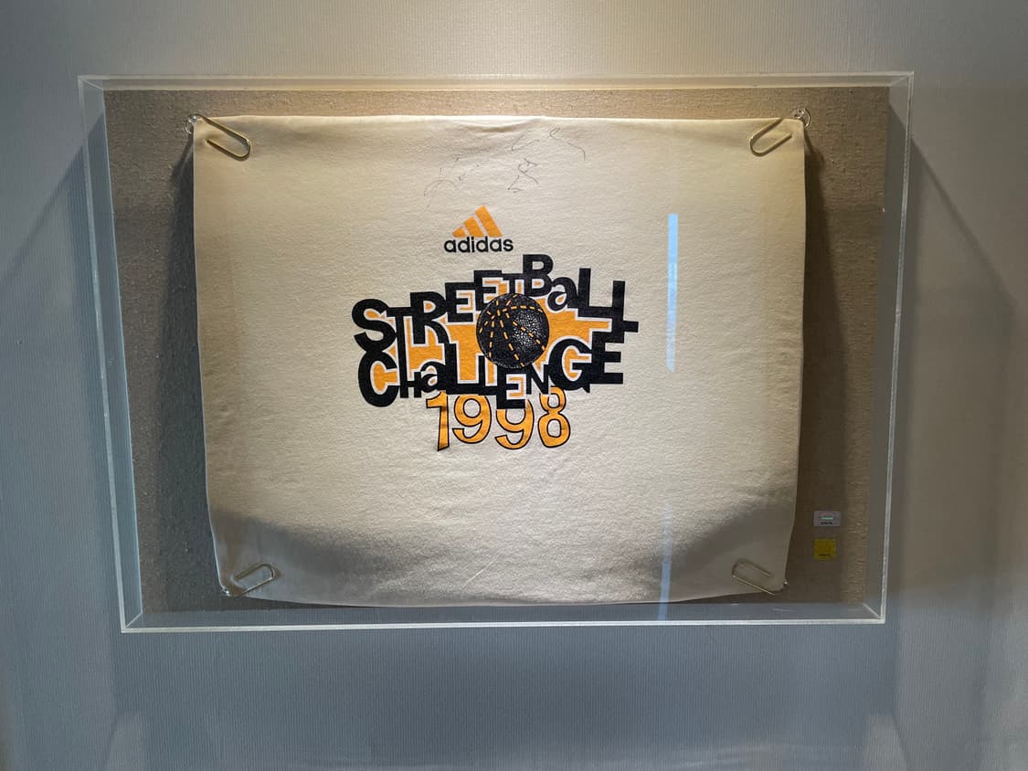 코비브라이언트 사인 액자 상품이미지4