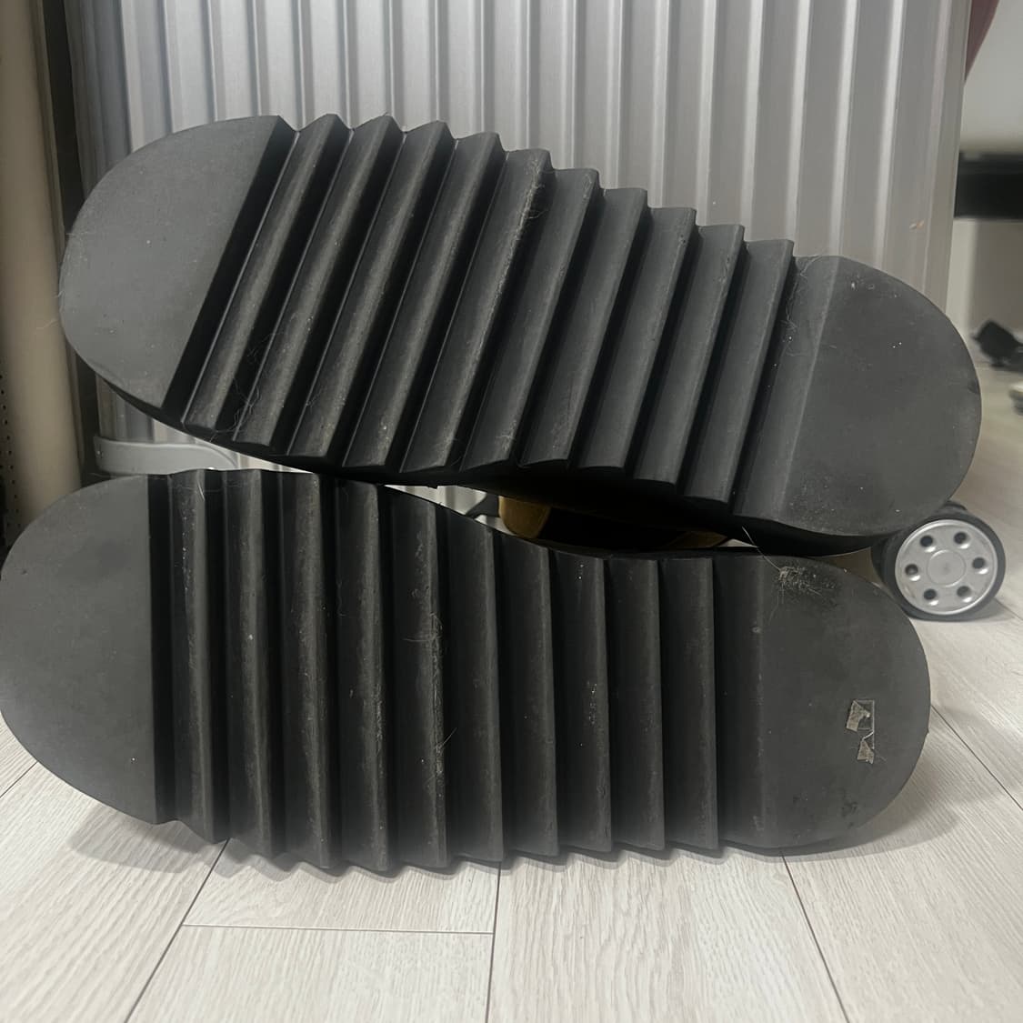 Toga Virilis 토가 카키 스웨이드 첼시 부츠 41 상품이미지5