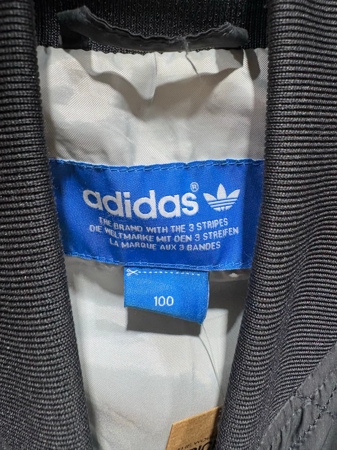 L 아디다스 파이어버드 퀼팅 블랙 블루종 상품이미지5