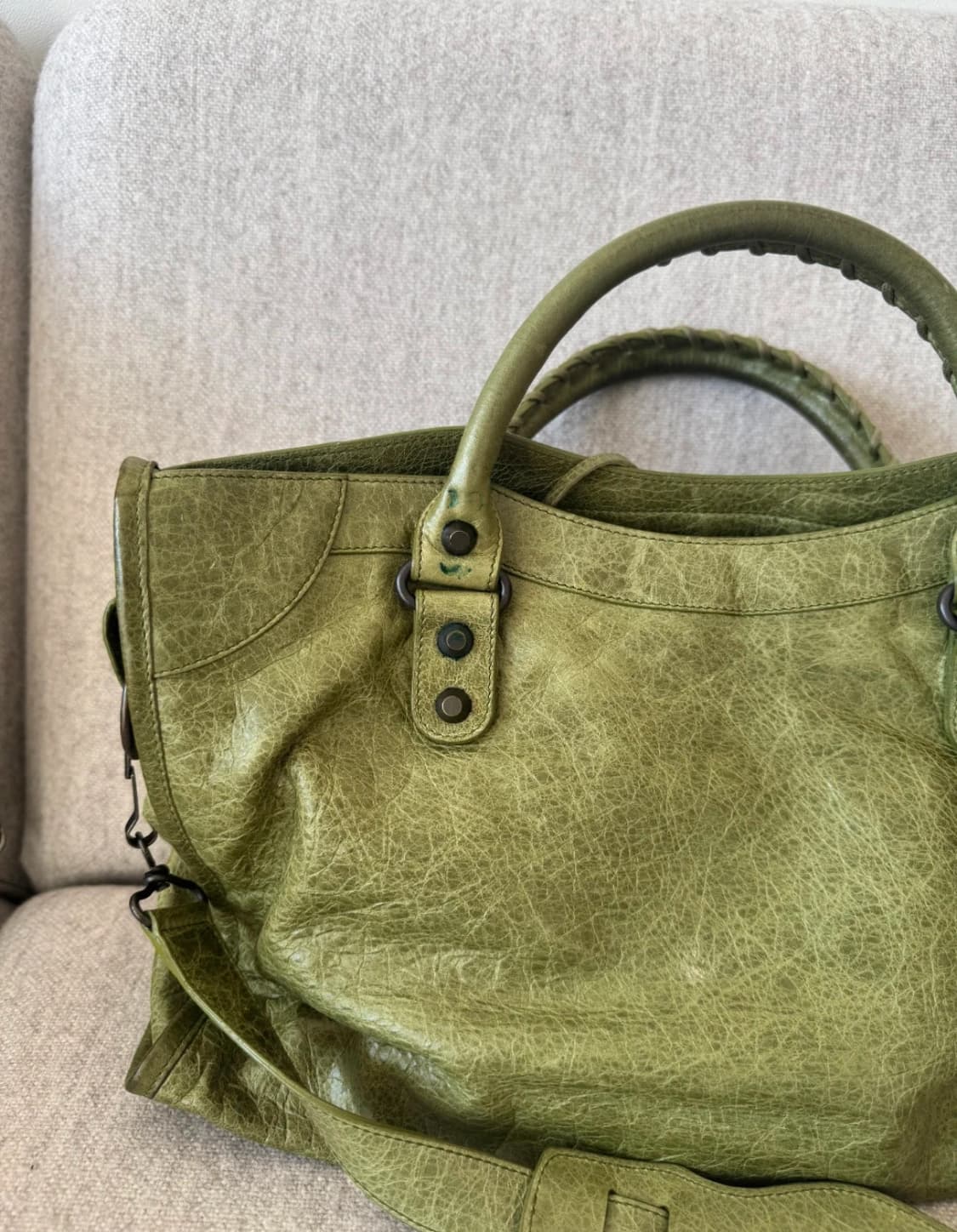 발렌시아가 모터백 미디움 그린 상품이미지4