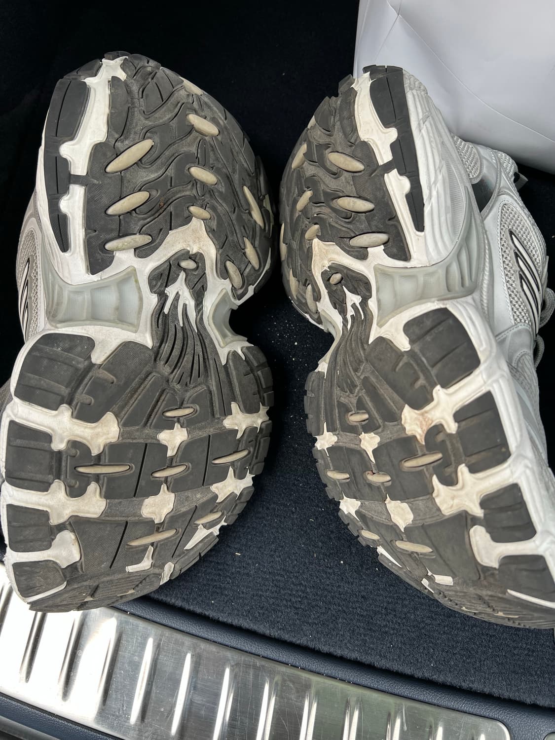 [43] 발렌시아가 10xl 상품이미지4