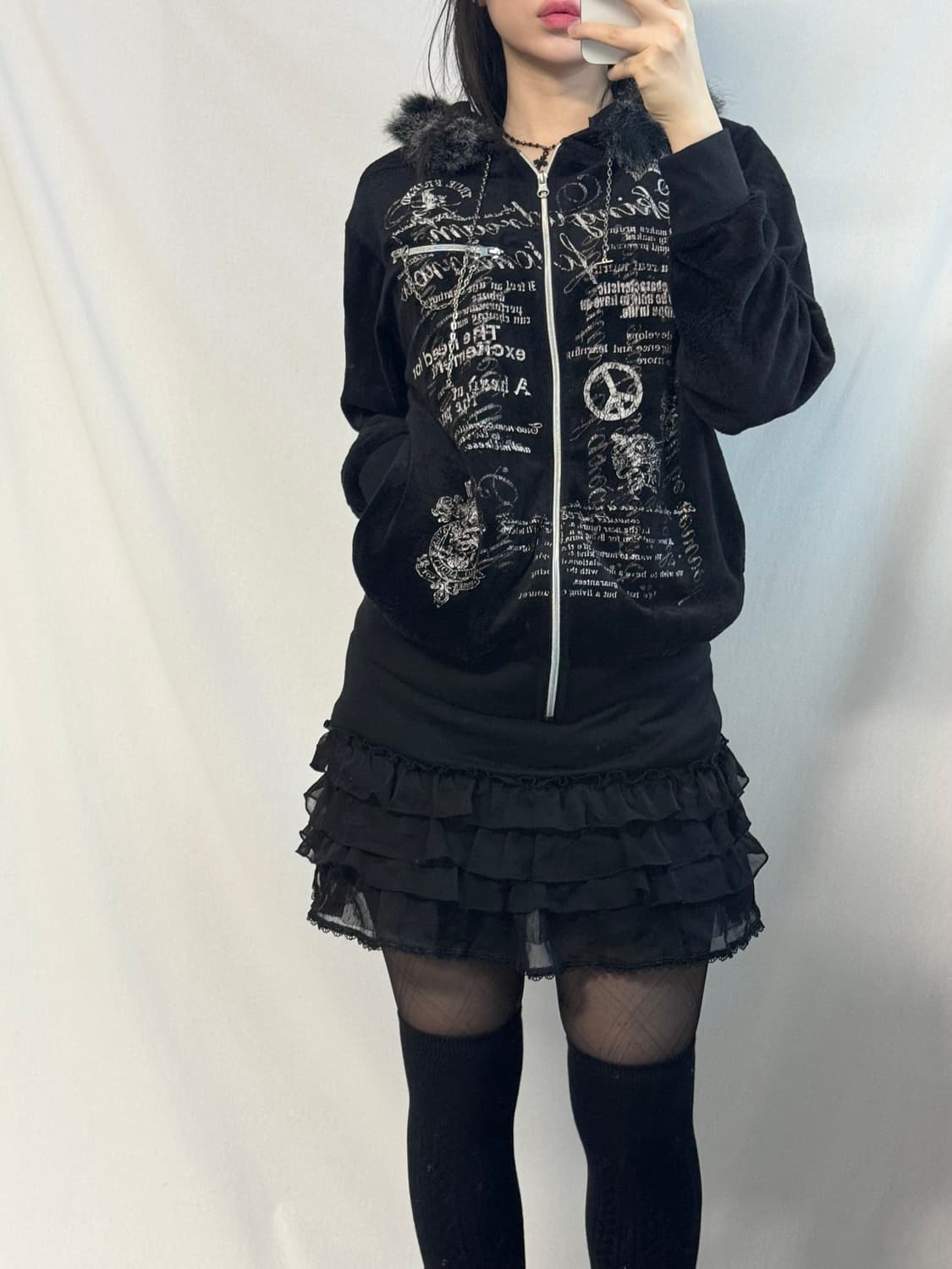 펑크 디테일 퍼 탈착 벨루어 후디드 집업 상품이미지6