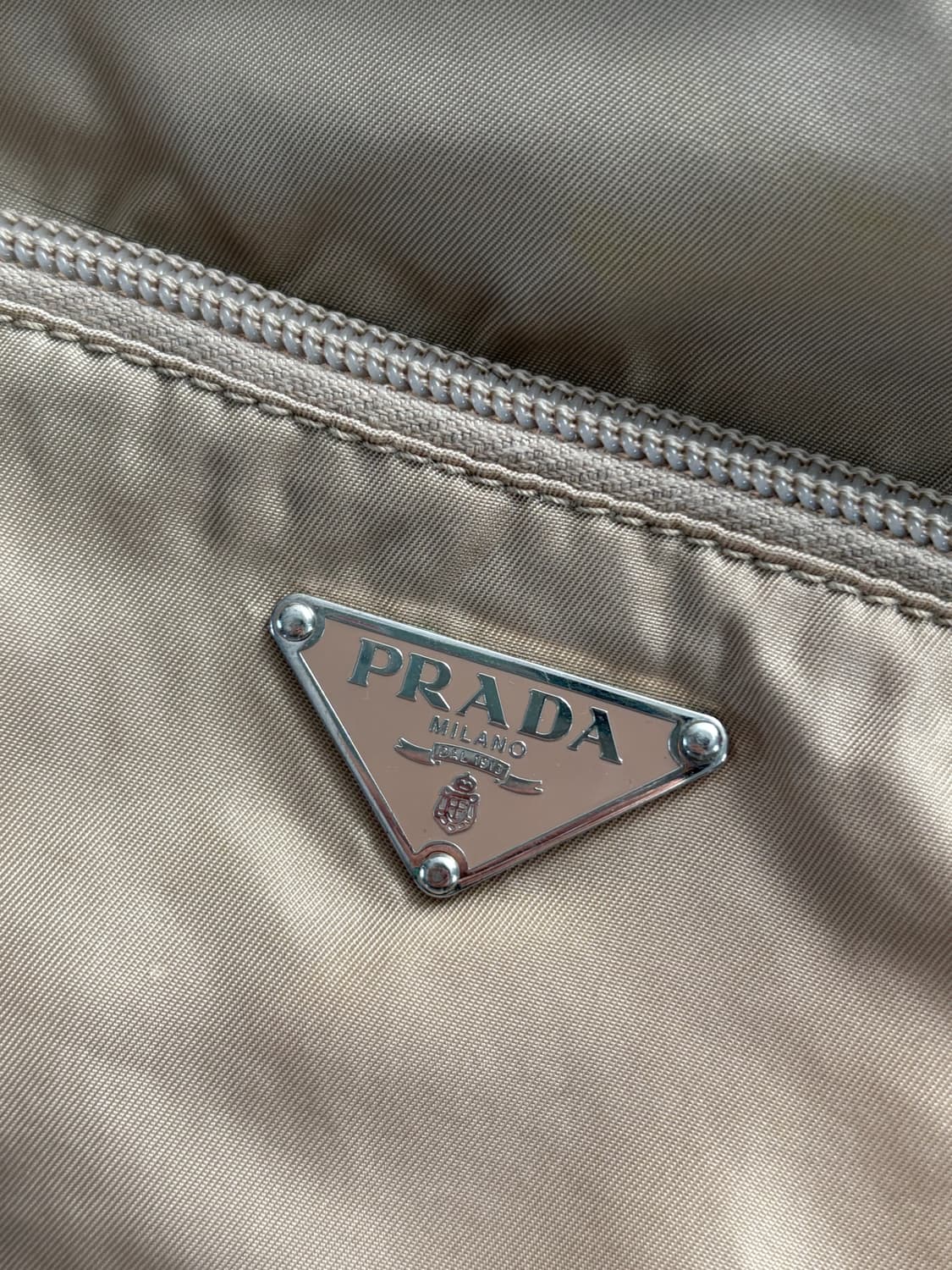 Prada 프라다 베이지 크로스백 상품이미지2