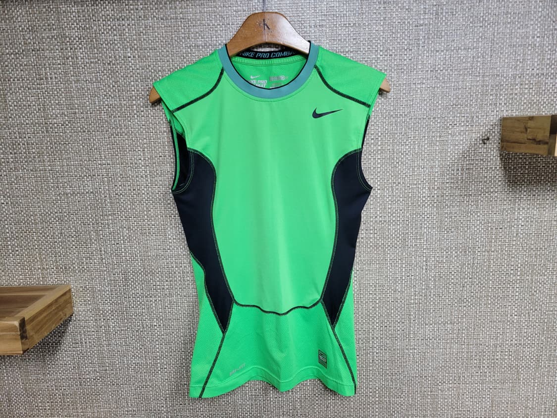 L사이즈 나이키 프로 기능성 나시티 컴프레션 헬스 운동  상품이미지1