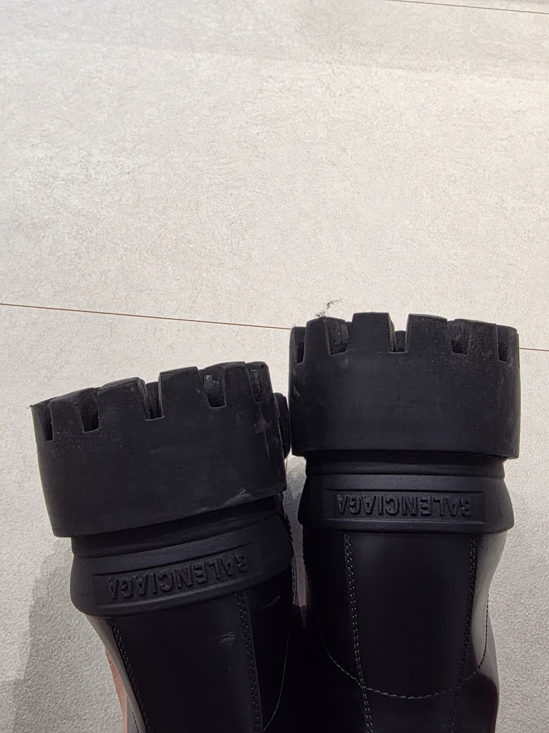 발렌시아가 스트라이크 부츠 (41, 265-270) 상품이미지6