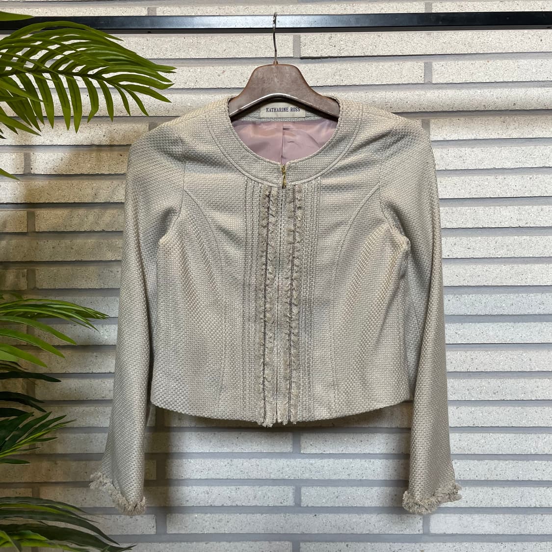 캐서린로스 트위드자켓 프린지 절개라인 디테일 샴페인베이지 상품이미지2