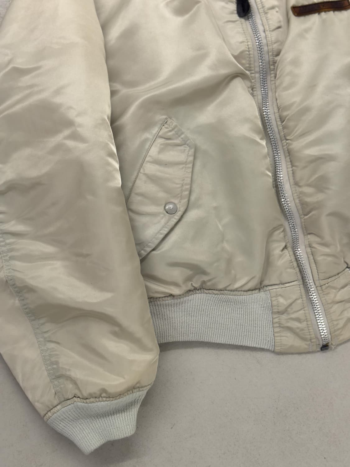 90s 아비렉스 USA MA-1 상품이미지5