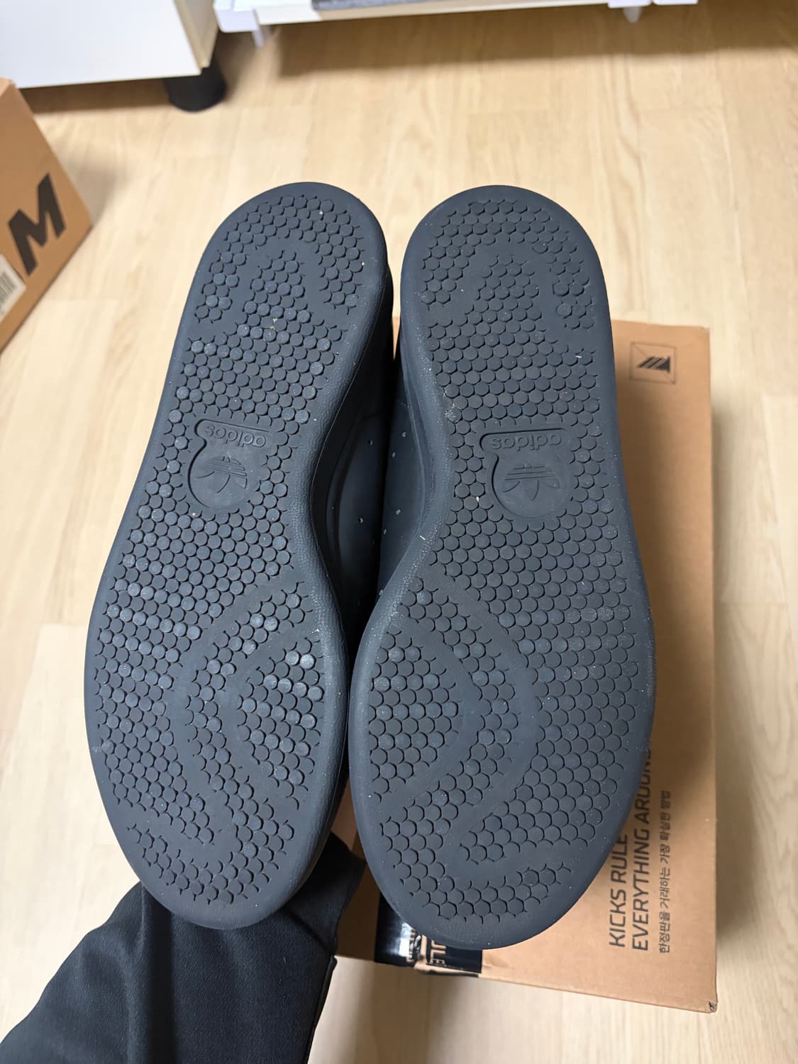 아디다스 스탠스미스 블랙 260 상품이미지3