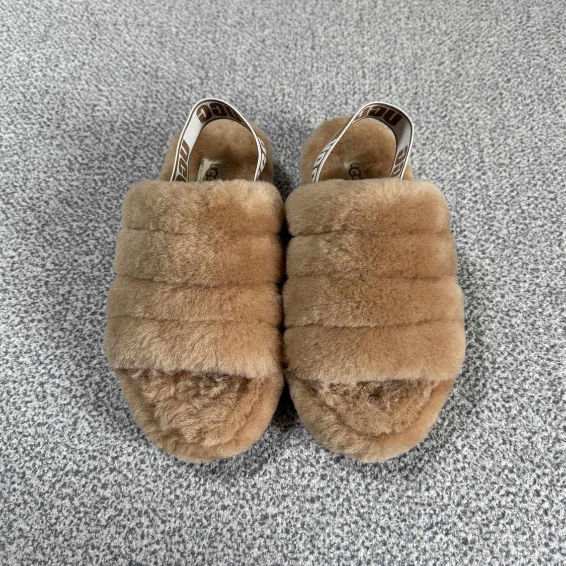 [정가 19만원] UGG 어그 슬라이드 퍼 샌들 230 상품이미지1