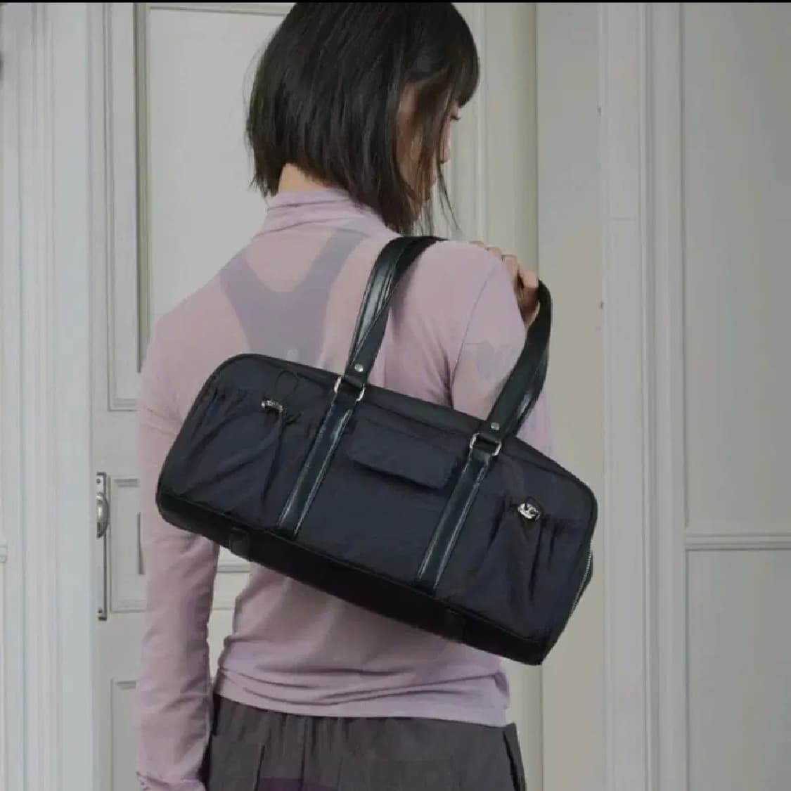 우화 가방 숄더백 블랙 RECTANGLE 3POCKET TOTE  상품이미지1