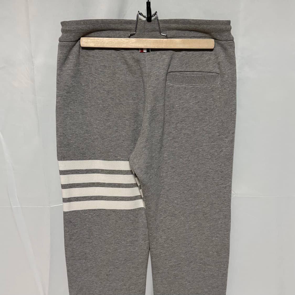 [S+급/O] 톰브라운 사선완장 트레이닝 조거팬츠 바지 그레이 상품이미지5