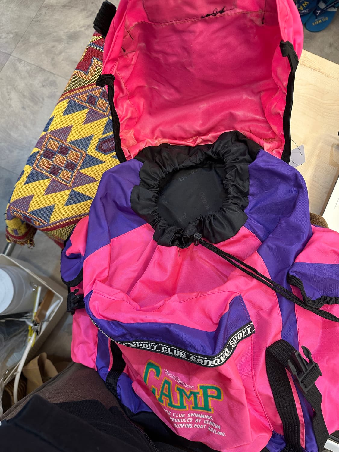 제노바 올드스쿨 캠핑 백팩 형광 핑크 상품이미지3