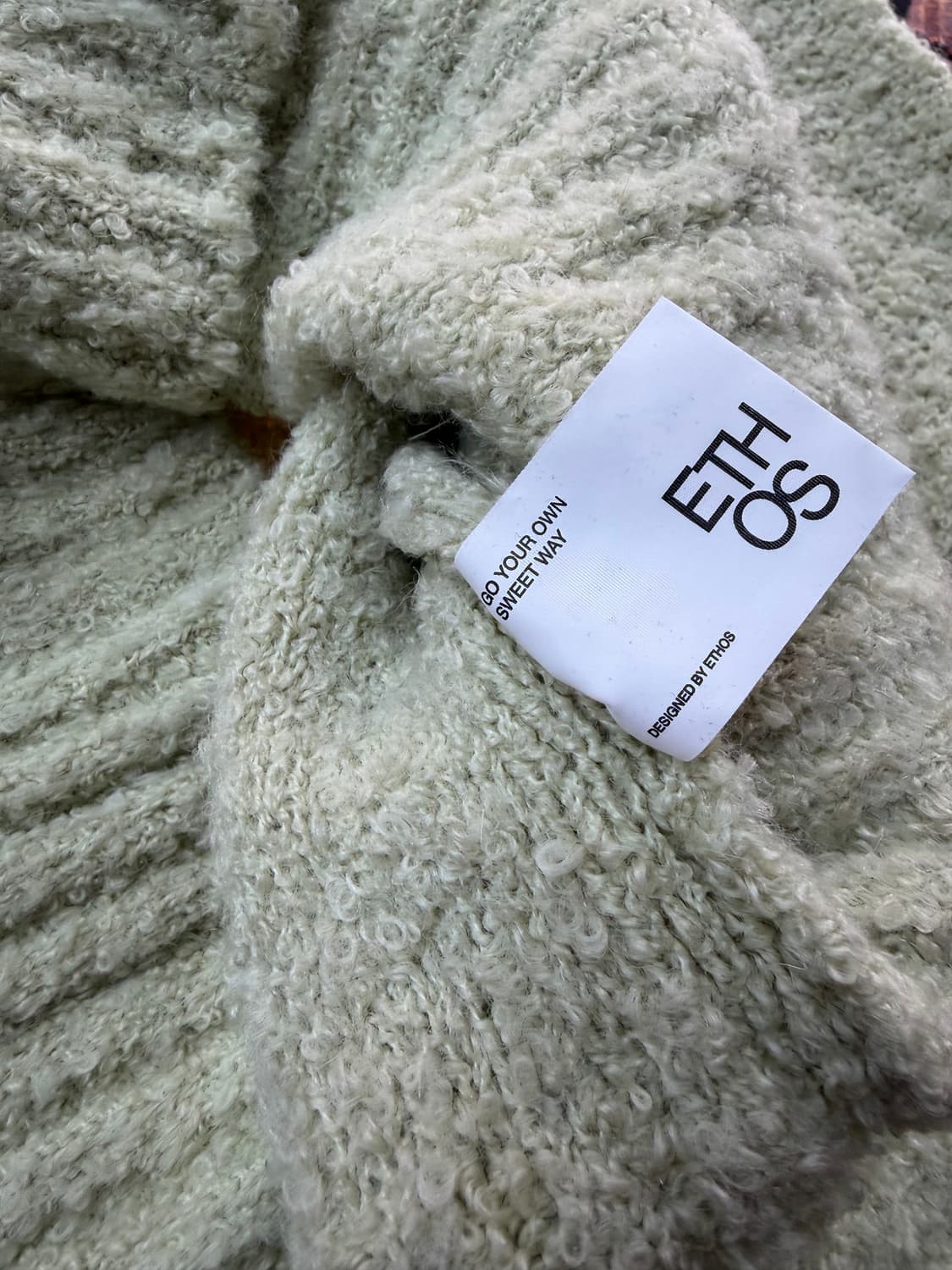 에토스 라운드 부클 니트 상품이미지9