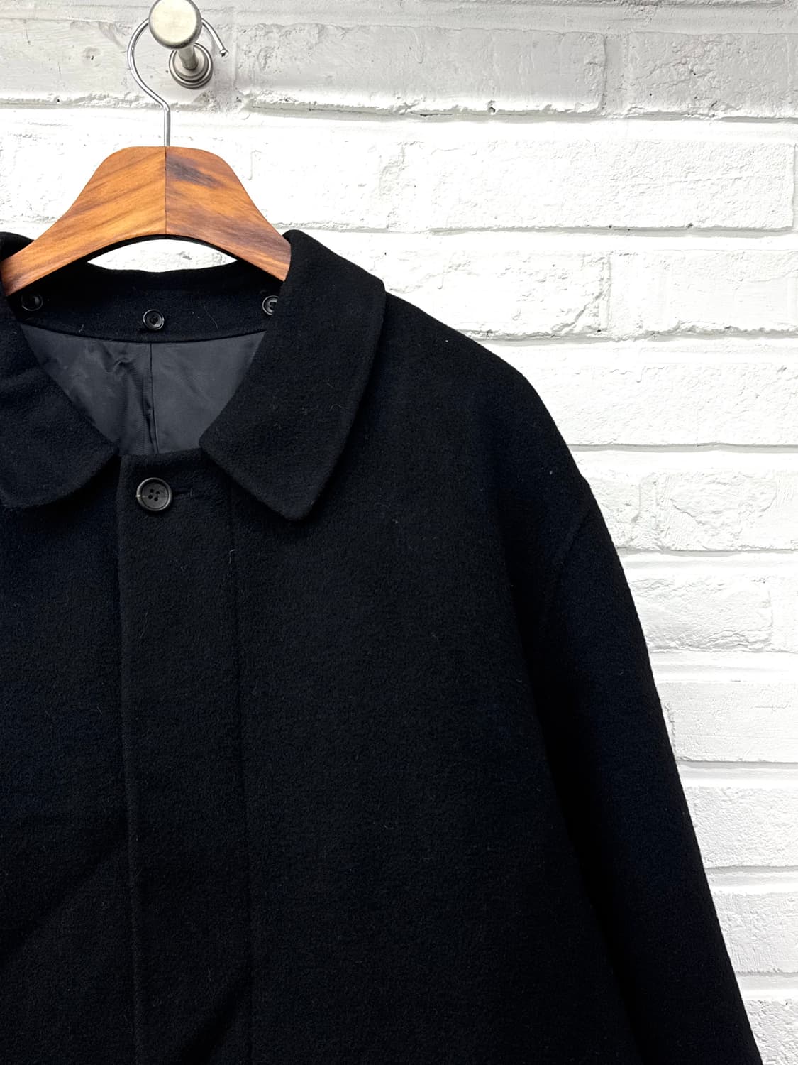 입생로랑 블랙 롱 모코트 상품이미지2