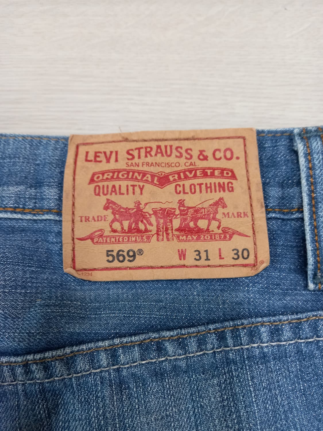 29-30 리바이스569 테이퍼드핏 슬림일자진 29-555 상품이미지5