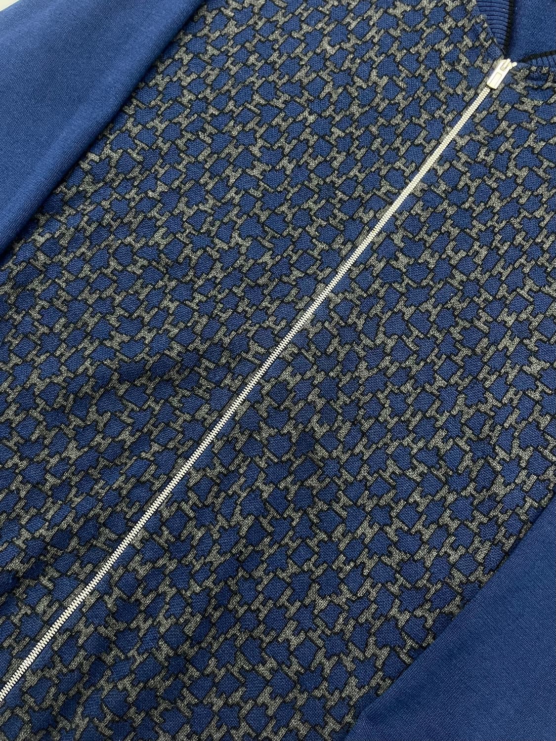 에르메스 H 풀로고 캐시미어 집업 [L사이즈] 상품이미지2