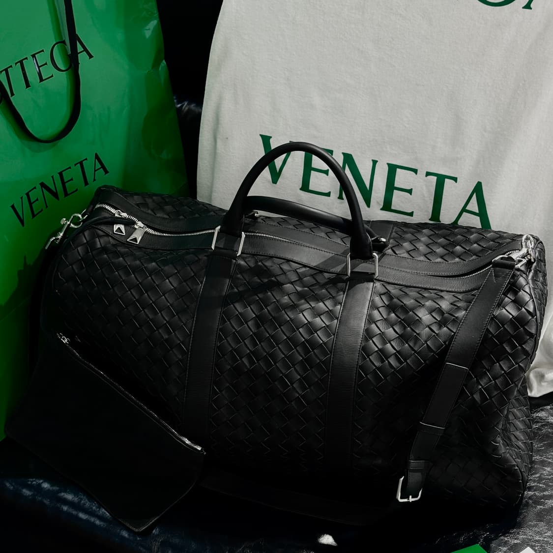 [풀구성] 보테가베네타 인트레치아토 라지 레더 더플 백 상품이미지2