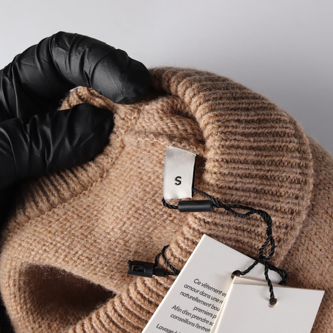 (새상품) 아미 24FW 빅하트 로고 인타르시아 울 니트 스웨터 공용 상품이미지4