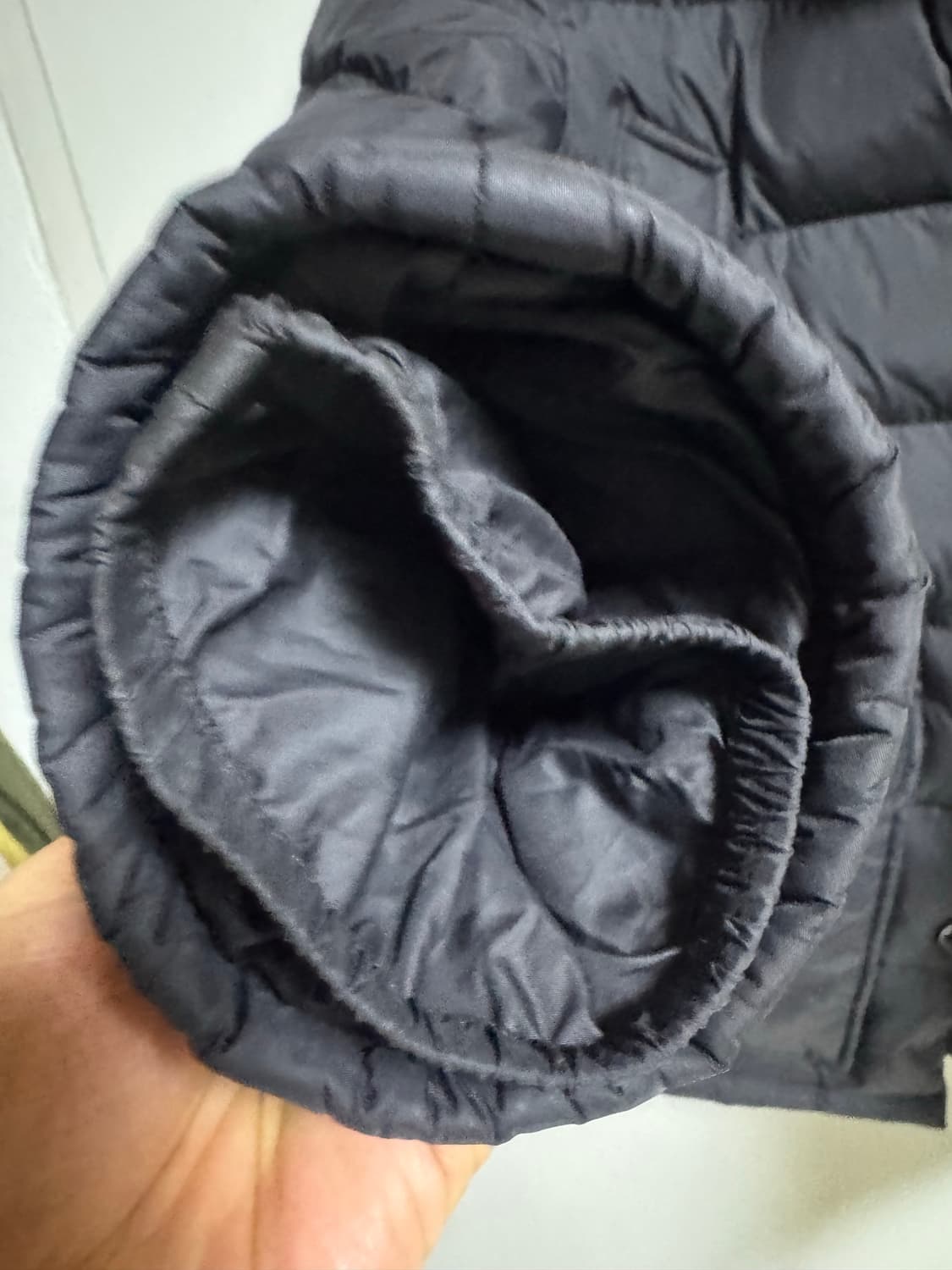 몽클레어 클루니 네이비 패딩 상품이미지10