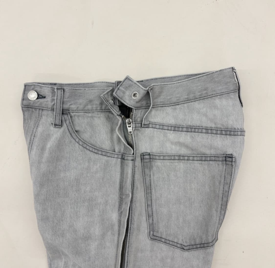 토가 비릴리스 지퍼 그레이 부츠컷 팬츠 상품이미지4