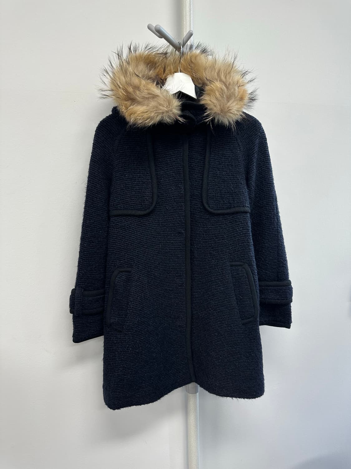 랑방 라쿤퍼 파이핑 디자인 모헤어 코트 상품이미지1