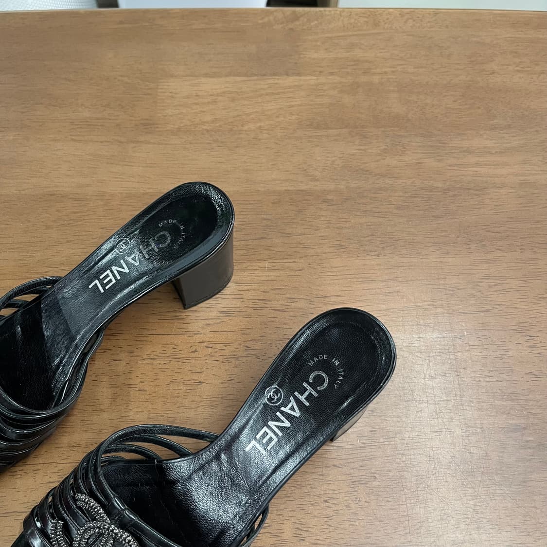 샤넬 레더 샌들 36c 상품이미지3