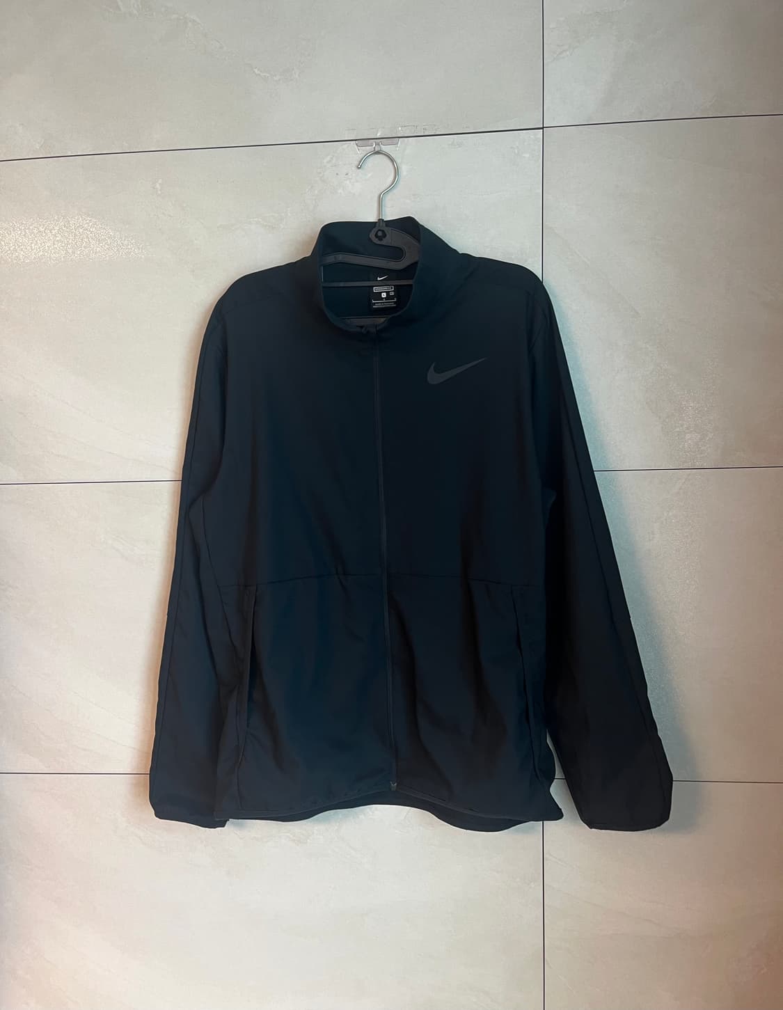 [L/100] 나이키 스우시 바람막이 집업 블랙 상품이미지3