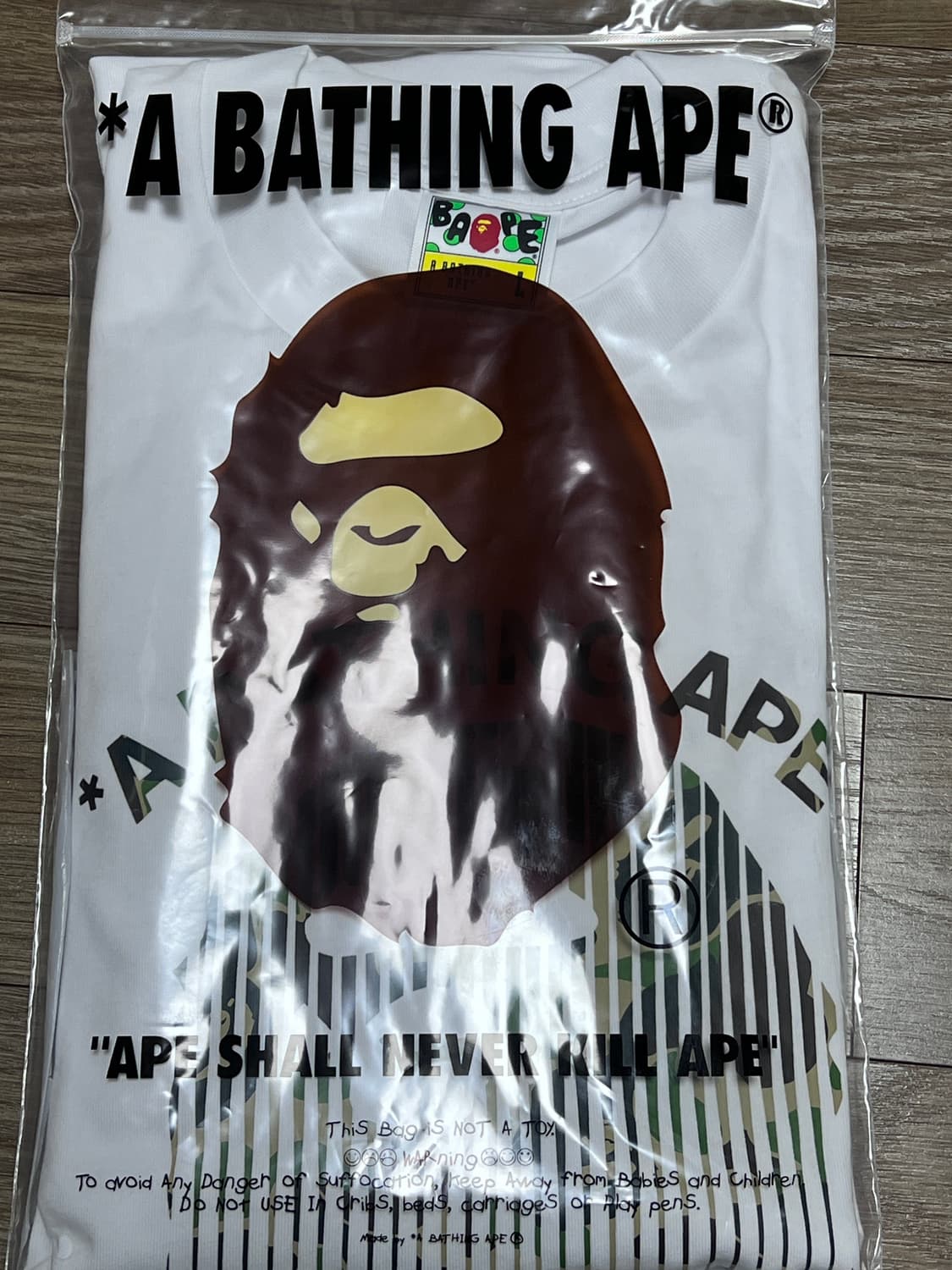 베이프 ABC 카모 페이드 에이프 헤드 릴렉스드 핏 티셔츠 화이트 상품이미지3